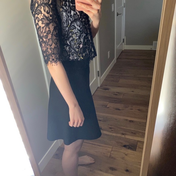 Designer St John lace bolero - Picture 2 of 2